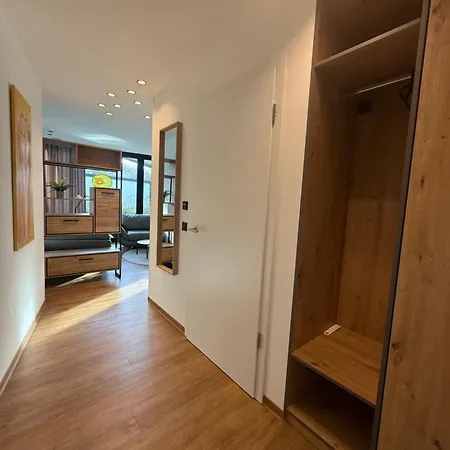 Zwischenzeit * 克拉嫩堡